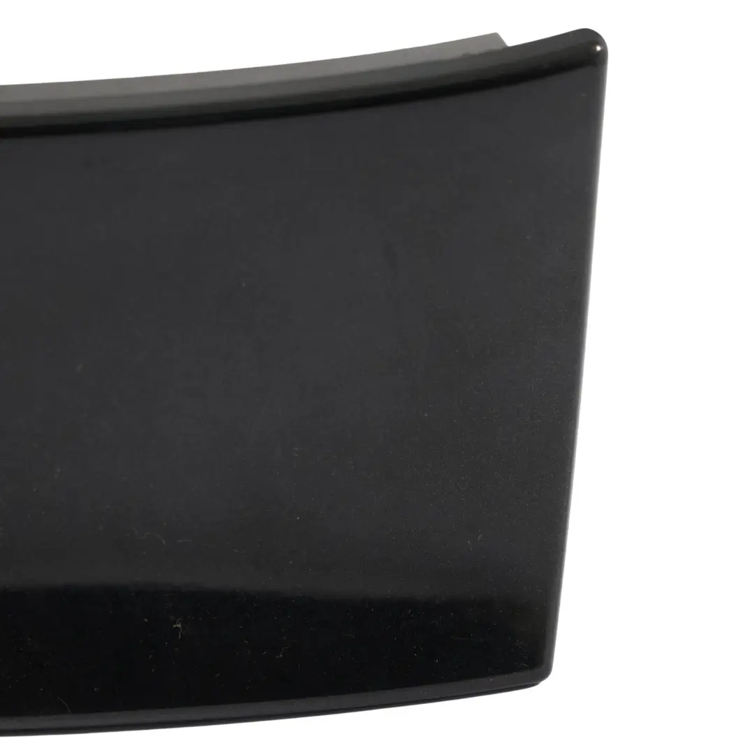 Skoda Yeti 5L Cache Pare-Chocs Arrière Droit Noir Nacré Magique - F9R - SKU 5L6813346-BMA - Numéro de pièce 5L6813346