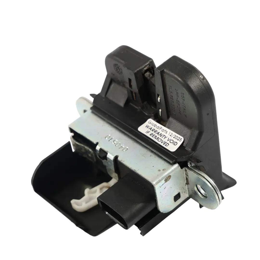 Skoda Yeti 5L Couvercle Coffre Arrière Verrouillage Hayon Crochet - SKU 5L6827505B - Numéro de pièce 5L6827505B