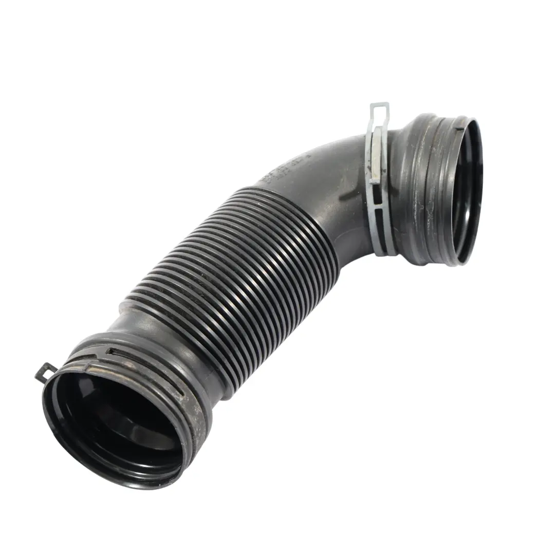 Audi Q3 8U 2.0 TFSI Conduit Guidage Admission Air Essence - SKU 5N0129684B - Numéro de pièce 5N0129684B