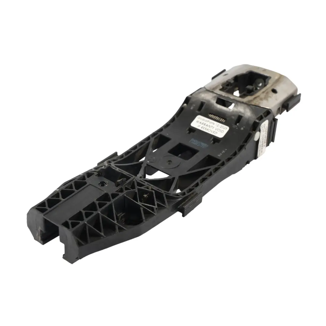 VW Polo 6R Wspornik Uchwyt Mocowanie Klamki Zewnętrznej Prawej - SKU 5N0837885H-2 - Numer Części 5N0837885H