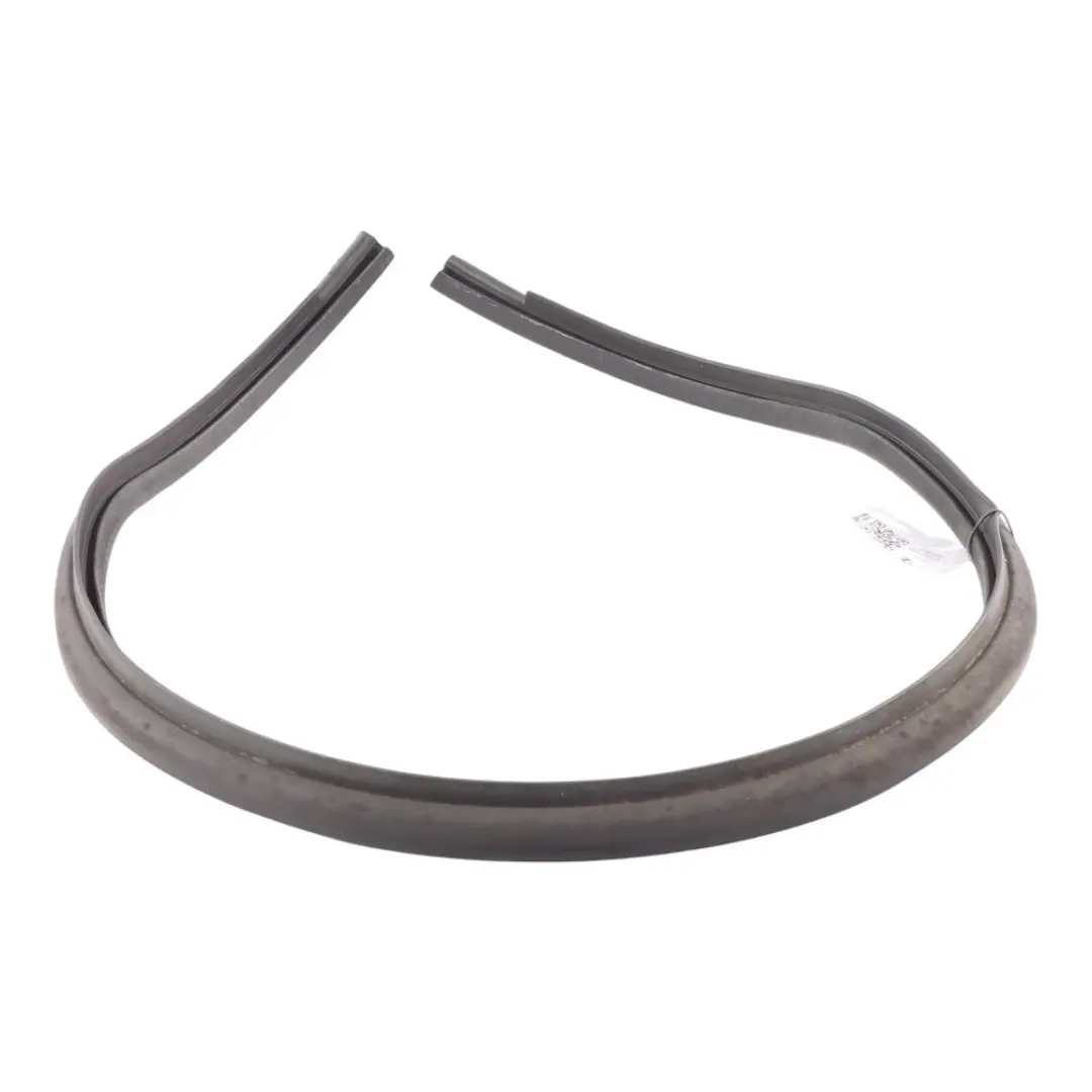 1P Mk2 Water Box Scuttle Panel Seal Gasket Rubber to Seat Leon with Part number 5P0819142 Seat Leon 1P Mk2 Water Box Scuttle Panel Seal Gasket Rubber - SKU 5P0819142 - Part number 5P0819142