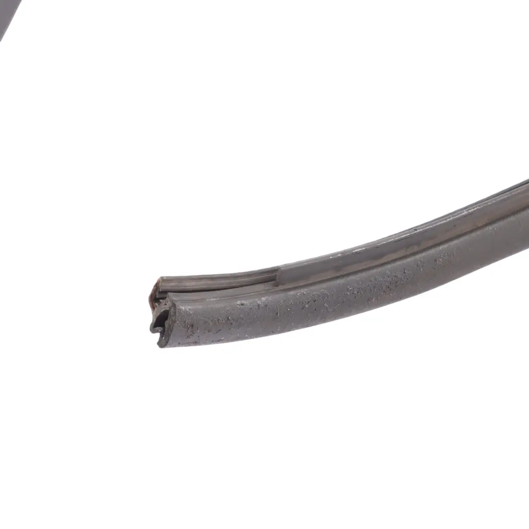 1P Mk2 Water Box Scuttle Panel Seal Gasket Rubber to Seat Leon with Part number 5P0819142 Seat Leon 1P Mk2 Water Box Scuttle Panel Seal Gasket Rubber - SKU 5P0819142 - Part number 5P0819142