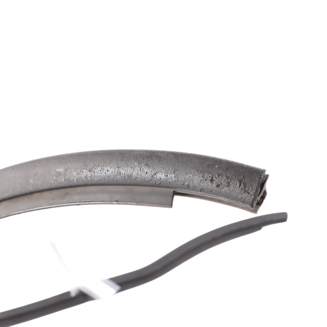 1P Mk2 Water Box Scuttle Panel Seal Gasket Rubber to Seat Leon with Part number 5P0819142 Seat Leon 1P Mk2 Water Box Scuttle Panel Seal Gasket Rubber - SKU 5P0819142 - Part number 5P0819142