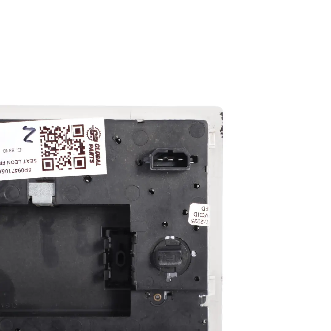 Seat Leon Mk2 1P Interior Courtesy Roof Reading Light Lamp Panel - SKU 5P0947105A - Part number 5P0947105A