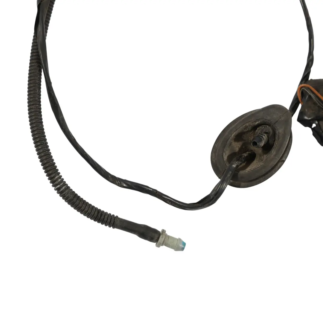 1P Windscreen Washer Spray Nozzle Jet Line Hose Harness to Seat Leon with Part number 5P0955985B Seat Leon 1P Windscreen Washer Spray Nozzle Jet Line Hose Harness - SKU 5P0955985B - Part number 5P0955985B