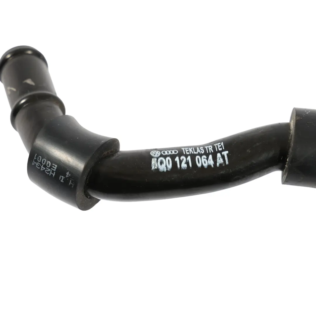 Skoda Octavia RS 5E 2.0 TFSI Linea Tubo Refrigerante Motore - SKU 5Q0121064AT - Numero di parte 5Q0121064AT