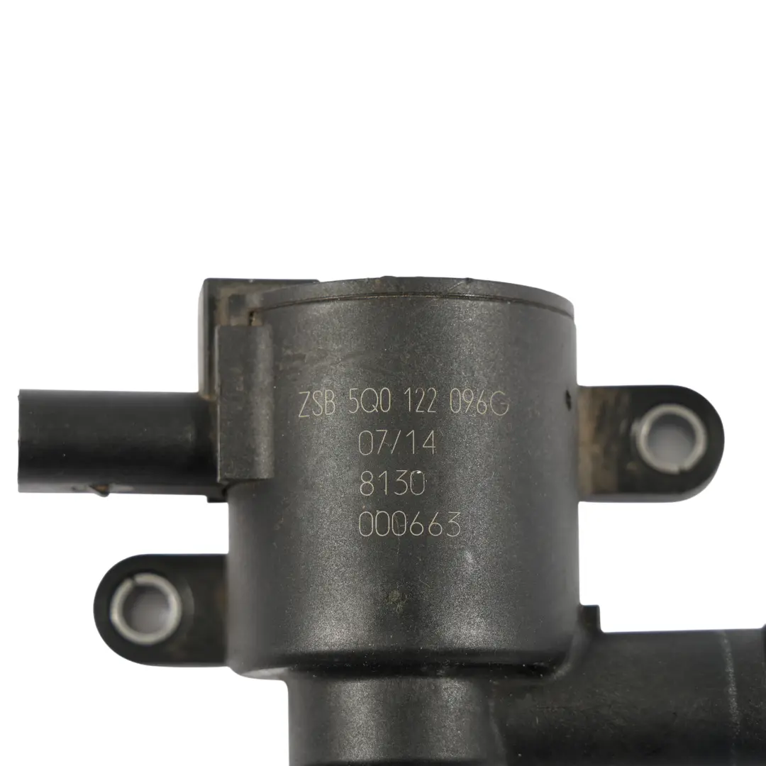 Pompa Acqua Supplementare Elettrica Ausiliaria per Audi A3 8V VW Golf MK7 con numero di parte 5Q0122096G Audi A3 8V VW Golf MK7 Pompa Acqua Supplementare Elettrica Ausiliaria - SKU 5Q0122096G - Numero di parte 5Q0122096G