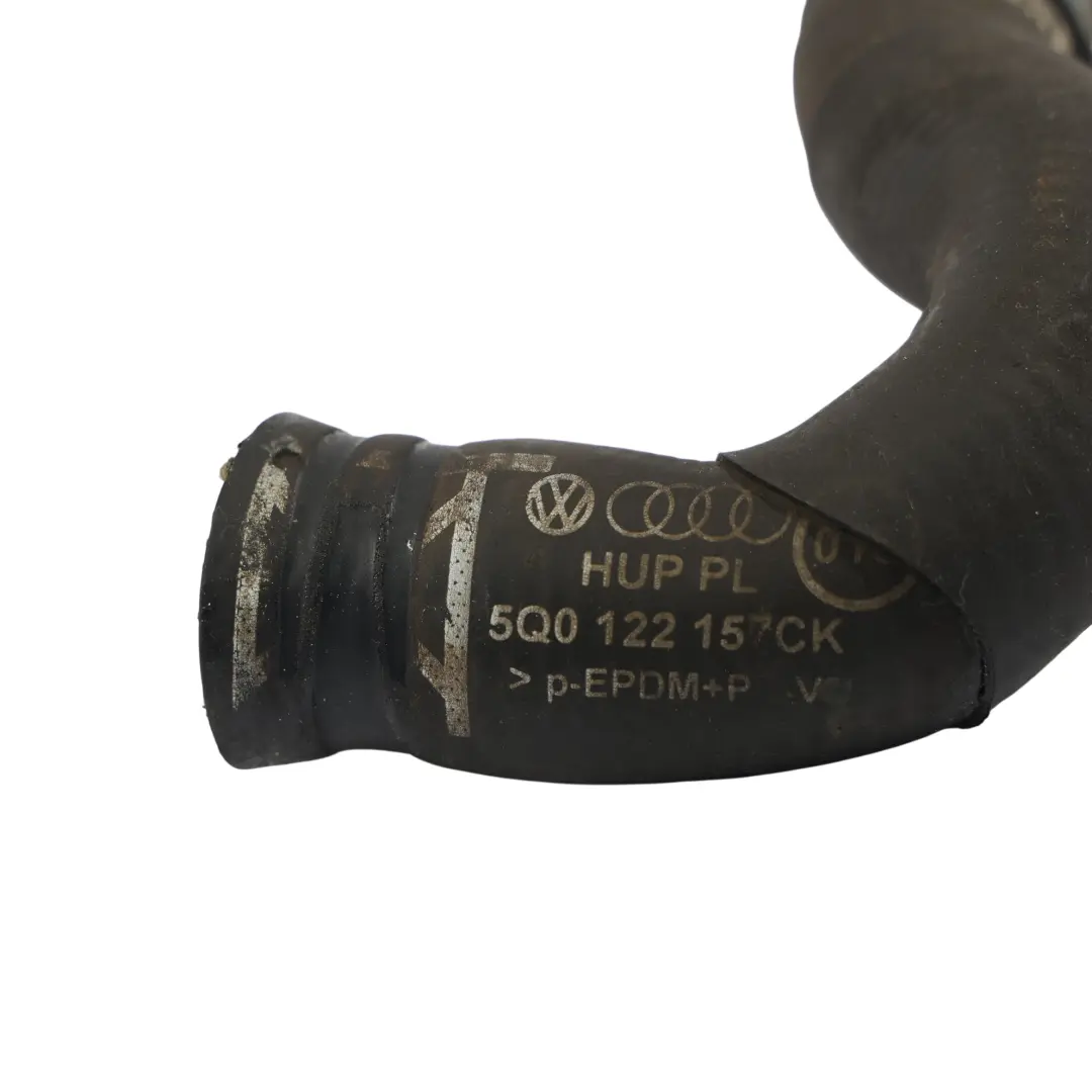Wasser Schlauch Kühlung Kühler Kühlmittel Leitung 2.0 TDI für Audi A3 8V mit Teilenummer 5Q0122157CK Audi A3 8V Wasser Schlauch Kühlung Kühler Kühlmittel Leitung 2.0 TDI - SKU 5Q0122157CK - Teilenummer 5Q0122157CK