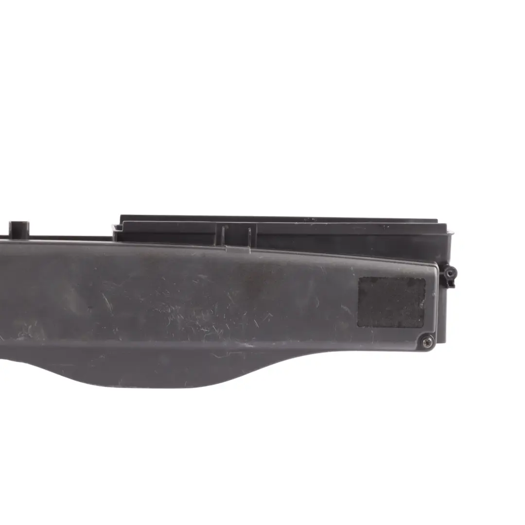 Kierownica Kanał Dolot Wlot Powietrza Prawa do Volkswagen Golf Mk7 o numerze 5Q0129254A Volkswagen Golf Mk7 Kierownica Kanał Dolot Wlot Powietrza Prawa - SKU 5Q0129254A - Numer Części 5Q0129254A