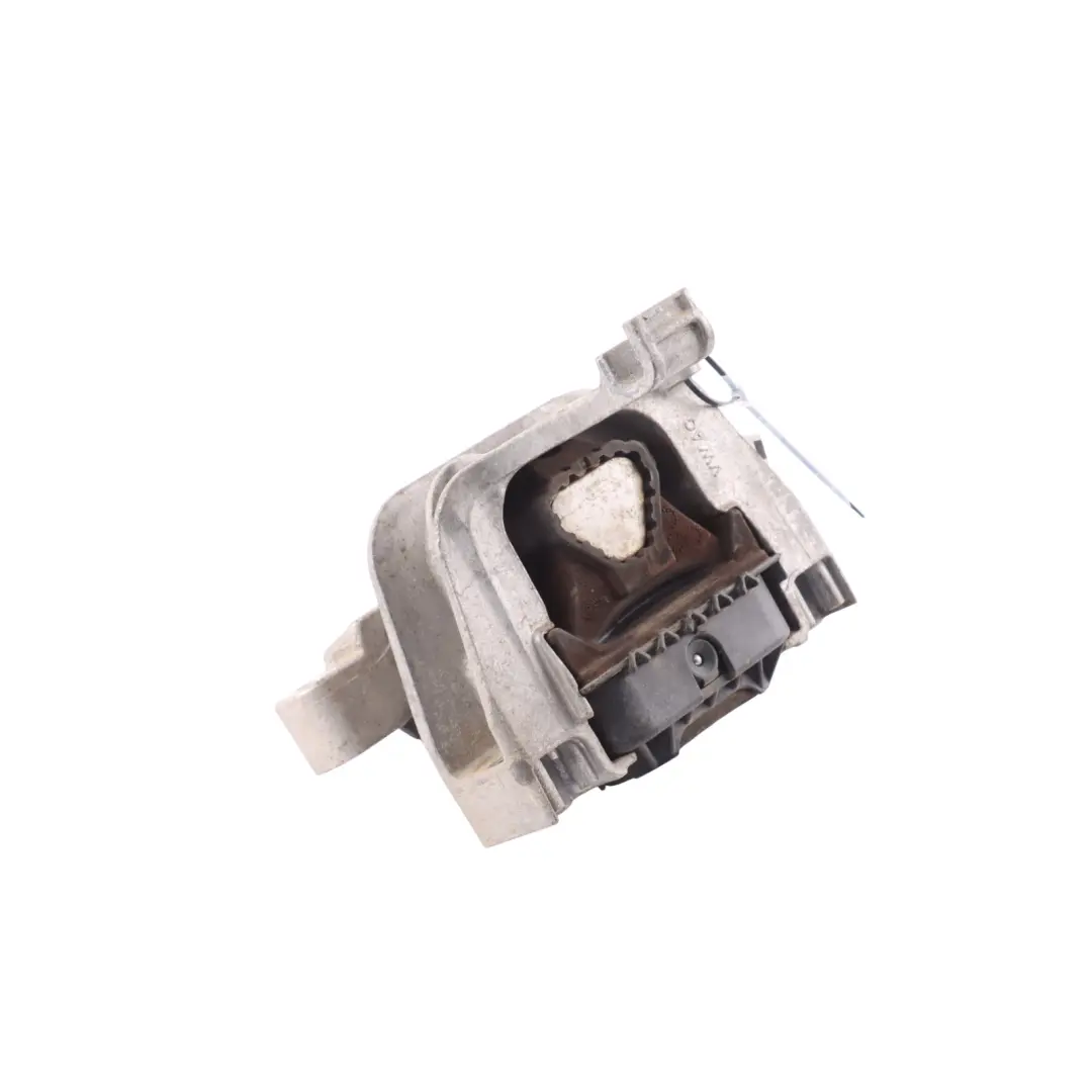 Mount Bracket Holder Support Right O/S 1.4 TSI to Audi A3 8V Engine with Part number 5Q0199262BE Audi A3 8V Engine Mount Bracket Holder Support Right O/S 1.4 TSI - SKU 5Q0199262BE - Part number 5Q0199262BE