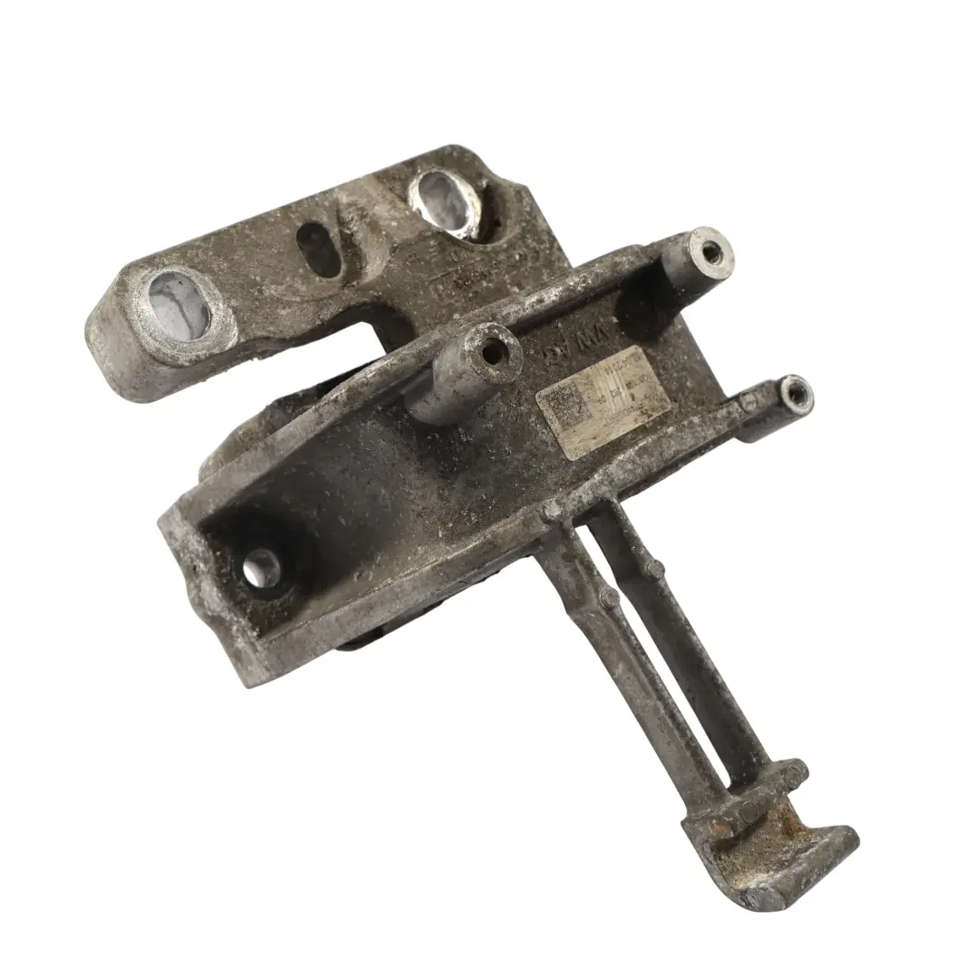 Volkswagen VW Golf 7 Wspornik Mocowanie Silnika Prawe - SKU 5Q0199262DF - Numer Części 5Q0199262DF