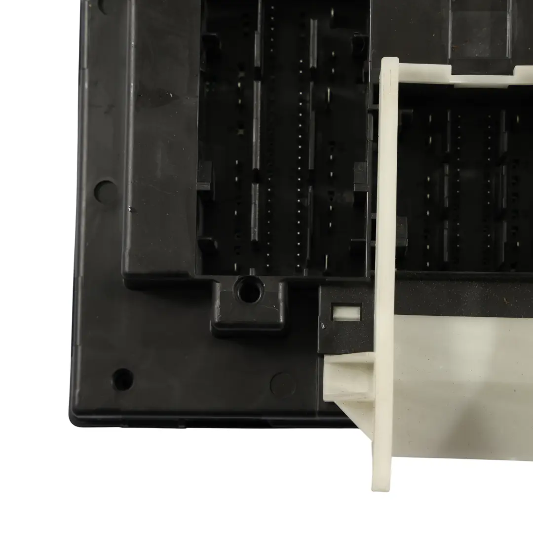 Módulo Control Confort Carrocería BCM para Volkswagen Golf MK7 Audi A3 8V con número de pieza 5Q0937084AG Volkswagen Golf MK7 Audi A3 8V Módulo Control Confort Carrocería BCM - SKU 5Q0937084AG - Número de pieza 5Q0937084AG