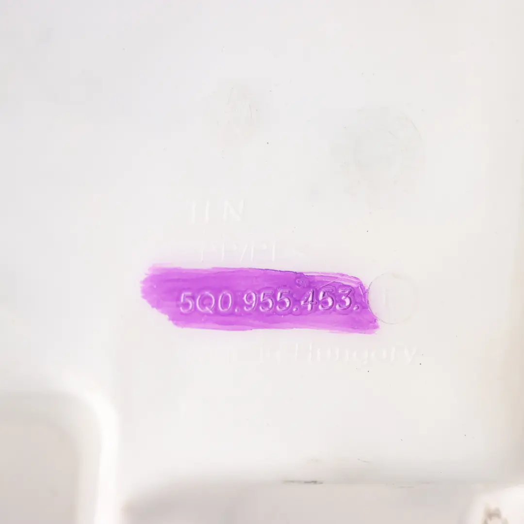 Mk3 Windscreen Washer Tank Fluid Bottle Reservoir to Skoda Octavia with Part number 5Q0955453R Skoda Octavia Mk3 Windscreen Washer Tank Fluid Bottle Reservoir - SKU 5Q0955453R-1 - Part number 5Q0955453R