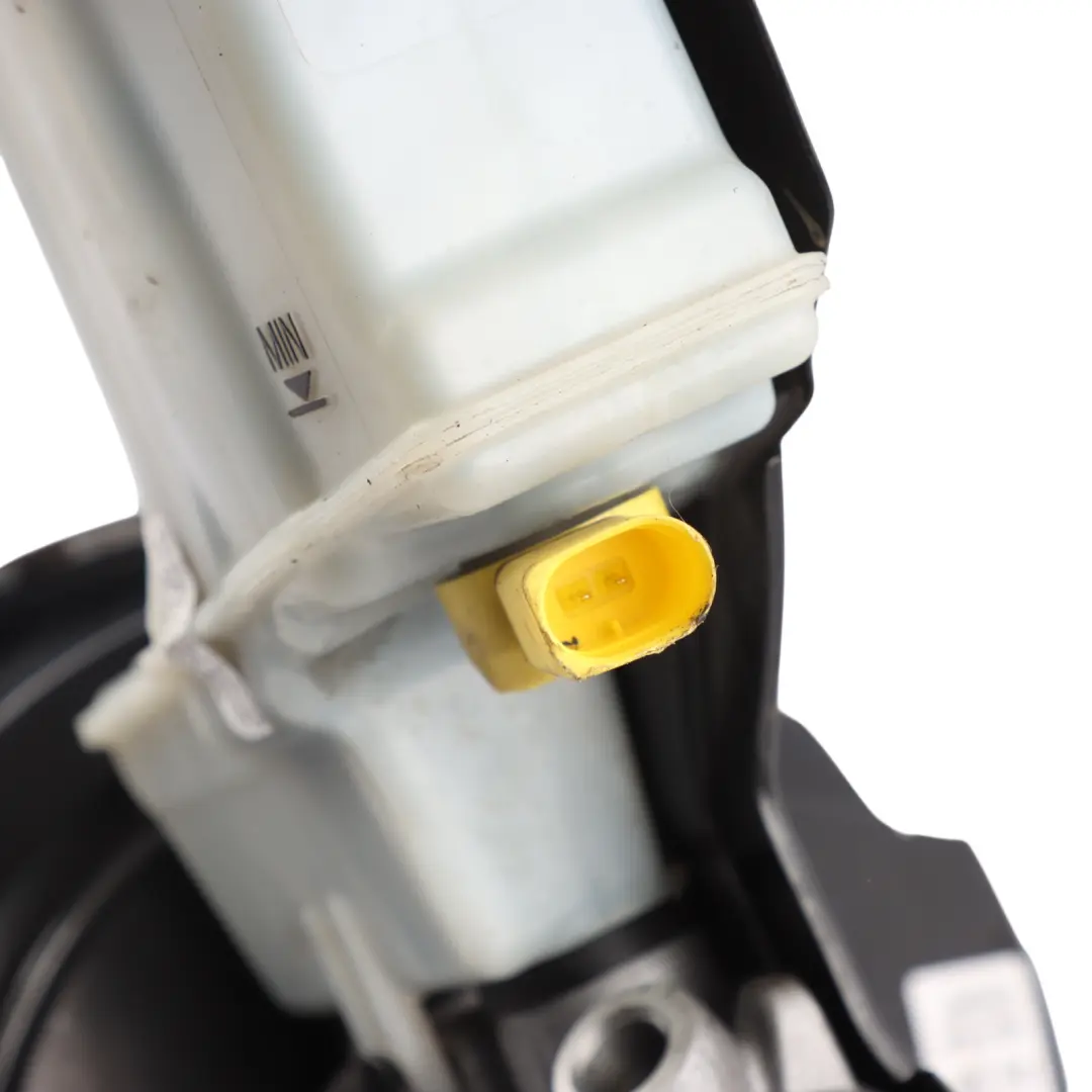 5F VW Golf VII Brake Servo Booster Master Cylinder 5Q2614105BJ to Seat Leon with Part number 5Q2614105AQ Seat Leon 5F VW Golf VII Brake Servo Booster Master Cylinder 5Q2614105BJ - SKU RHD-5Q2614105AQ - Part number 5Q2614105AQ