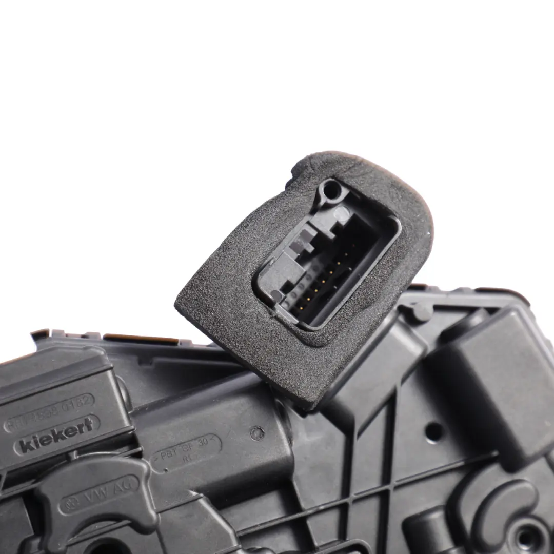 8Y Q3 F3 Blocco Porta Attuatore Posteriore Destro per Audi A3 S3 con numero di parte 5TA839016N Audi A3 S3 8Y Q3 F3 Blocco Porta Attuatore Posteriore Destro - SKU 5TA839016N - Numero di parte 5TA839016N