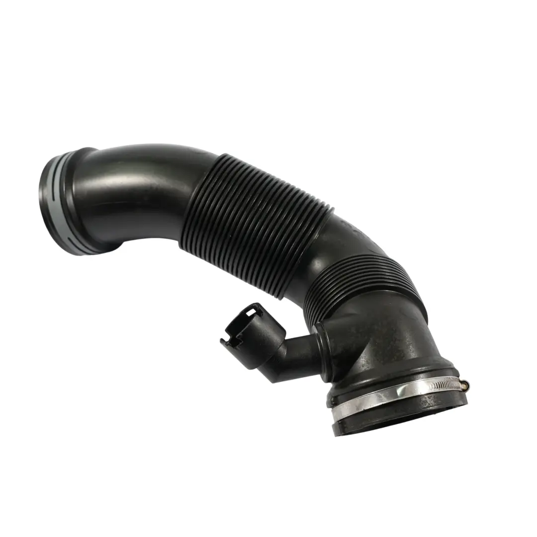 8Y 2.0 TFSI Przewód Wlotu Powietrza do Audi S3 o numerze 5WA129624 Audi S3 8Y 2.0 TFSI Przewód Wlotu Powietrza - SKU 5WA129624 - Numer Części 5WA129624