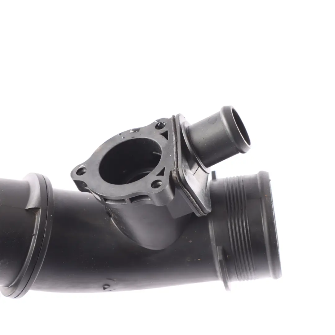 8Y Rura Przewód Intercoolera 2.0 TFSI do Audi A3 o numerze 5WA145770D Audi A3 8Y Rura Przewód Intercoolera 2.0 TFSI - SKU 5WA145770D - Numer Części 5WA145770D