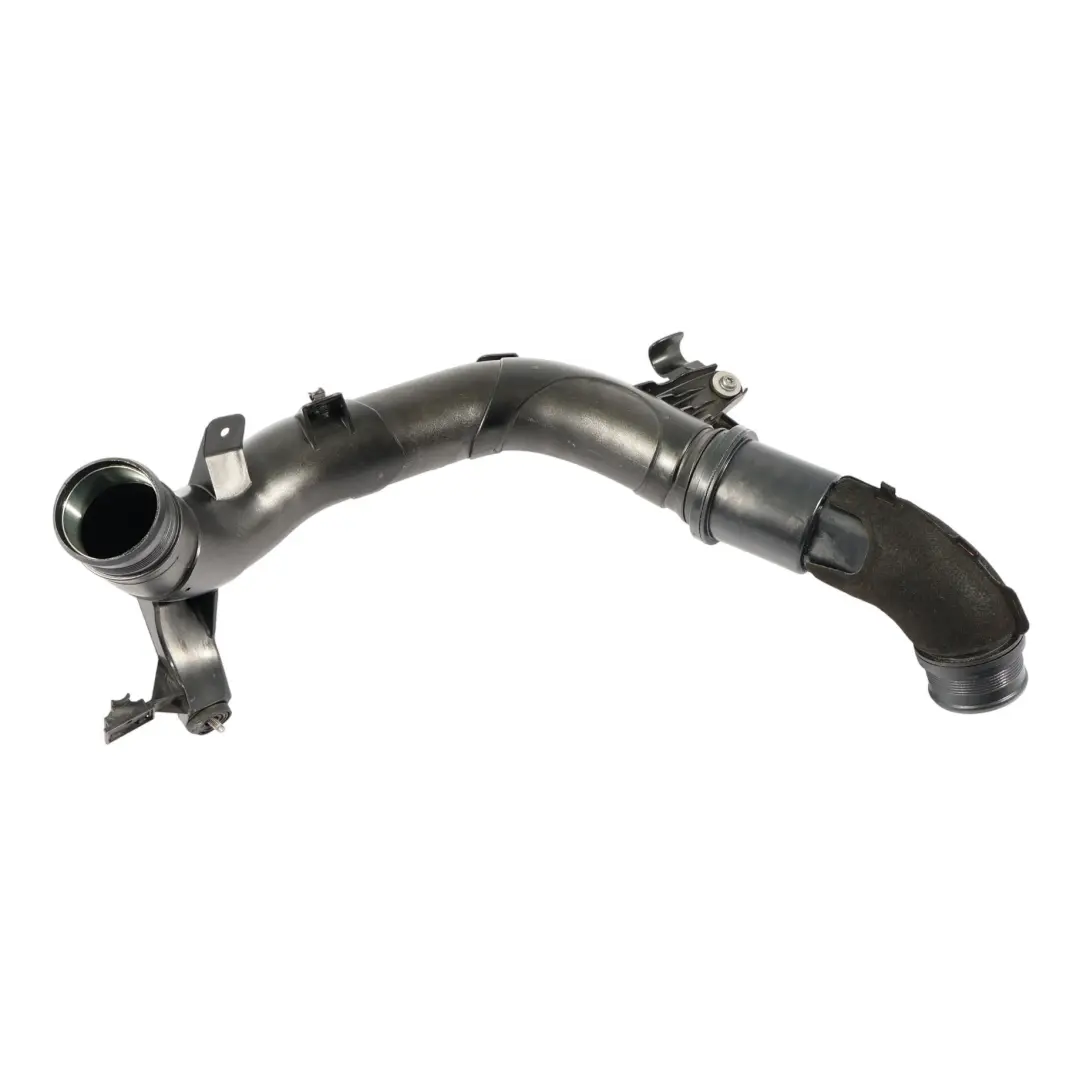 8Y 2.0 TFSI Tubo Flessibile Alimentazione Aria Intercooler per Audi S3 con numero di parte 5WA145840D Audi S3 8Y 2.0 TFSI Tubo Flessibile Alimentazione Aria Intercooler - SKU 5WA145840D - Numero di parte 5WA145840D