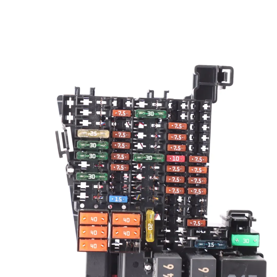 Audi A3 S3 8Y Boîtier Fusibles Module Commande Boîtier Relais - SKU 5WA937615 - Numéro de pièce 5WA937615