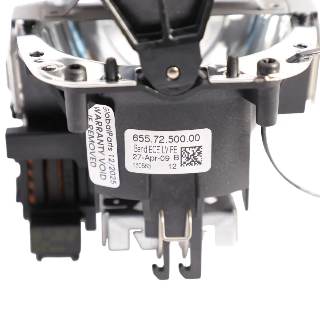 Lente Del Faro Unità Di Illuminazione Del Riflettore 655.72.500.00 per BMW E93 con numero di parte 6557250000 BMW E93 Lente Del Faro Unità Di Illuminazione Del Riflettore 655.72.500.00 - SKU 6557250000 - Numero di parte 6557250000