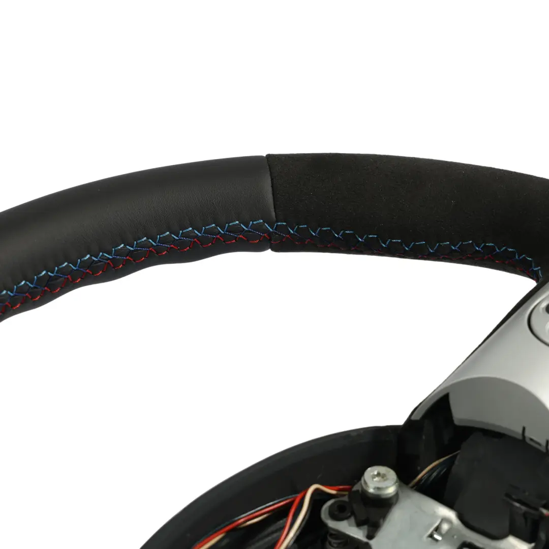 NUOVO Nero Pelle Alcantara Sport per Mini Cooper R50 R52 R53 Volante con numero di parte 6769733 Mini Cooper R50 R52 R53 Volante NUOVO Nero Pelle Alcantara Sport - SKU 6769733-2 - Numero di parte 6769733