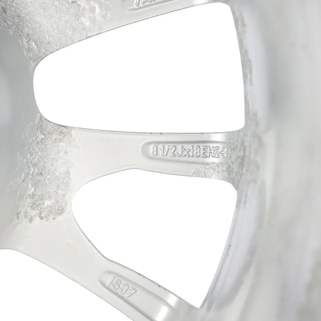 Cerchio ruota lega 18" Motorsport razze radiali 216 8,5J ET:37 per BMW E90 con numero di parte 6770465 BMW E90 Cerchio ruota lega 18" Motorsport razze radiali 216 8,5J ET:37 - SKU 6770465-4 - Numero di parte 6770465