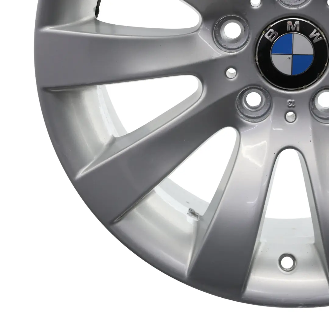 Jante en alliage leger 17" Radial Spoke 244 71/2JX17 ET:20 pour BMW Serie E60 E61 à propos du numéro de pièce 6777347 BMW Serie E60 E61 Jante en alliage leger 17" Radial Spoke 244 71/2JX17 ET:20 - SKU 6777347-2 - Numéro de pièce 6777347