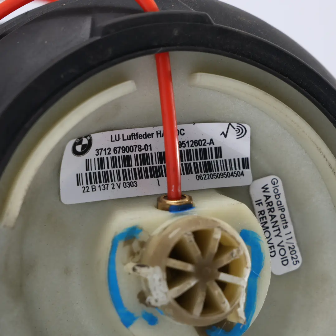 Miech Poduszki Zawieszenia Tylne Lewy Prawy Tył Komplet do BMW X5 E70 o numerze 6790078 BMW X5 E70 Miech Poduszki Zawieszenia Tylne Lewy Prawy Tył Komplet - SKU 6790078 - Numer Części 6790078