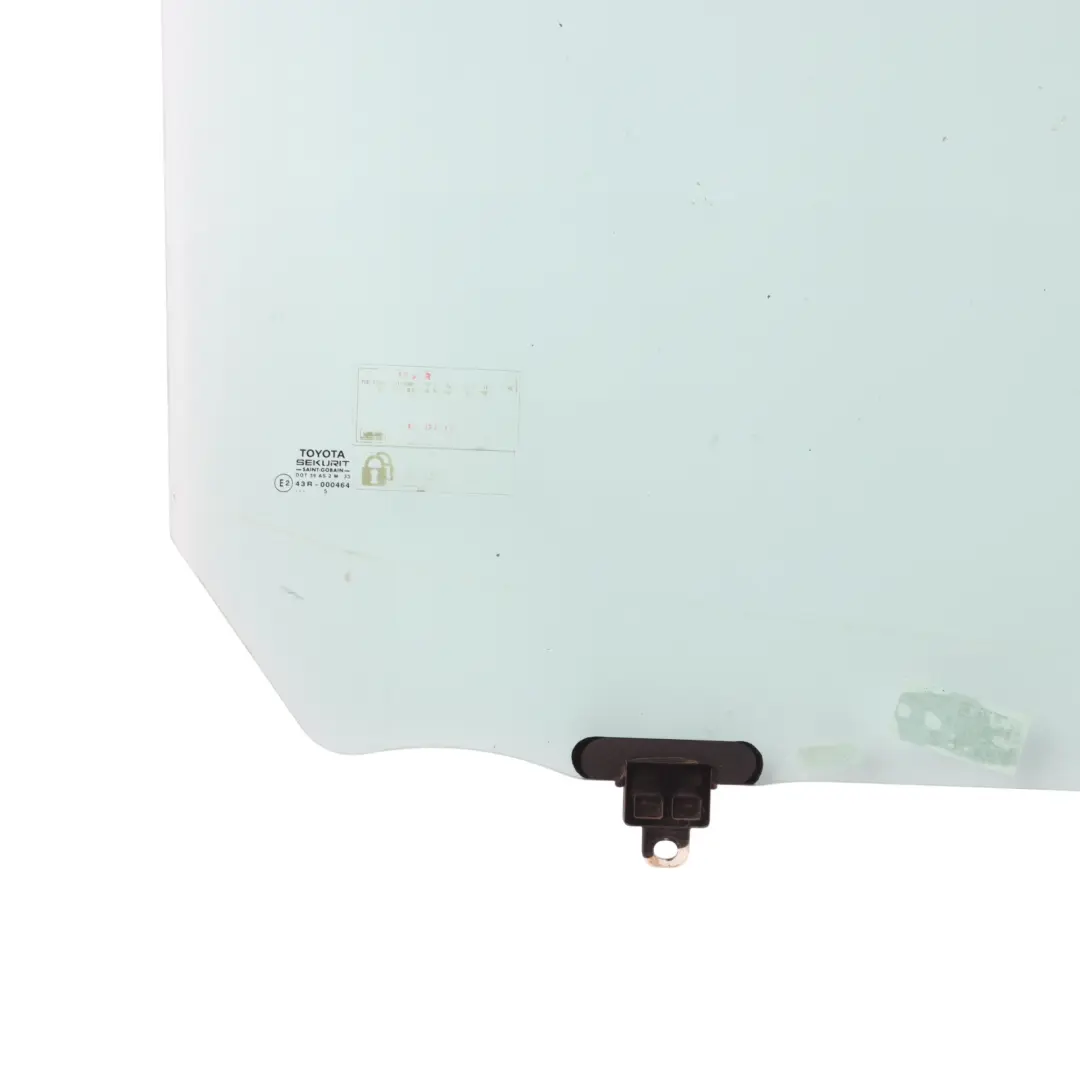 Mk1 Front Door Window Glass Glazing Green Right O/S to Toyota Yaris with Part number 681100D010 Toyota Yaris Mk1 Front Door Window Glass Glazing Green Right O/S - SKU 681100D010 - Part number 681100D010