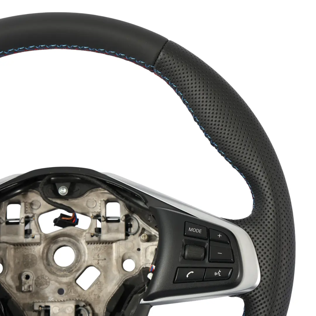 BMW F45 F46 X1 F48 Neuf en Cuir Noir Sport Volant Sport Tris Couleurs - SKU 6860357-1 - Numéro de pièce 6860357 