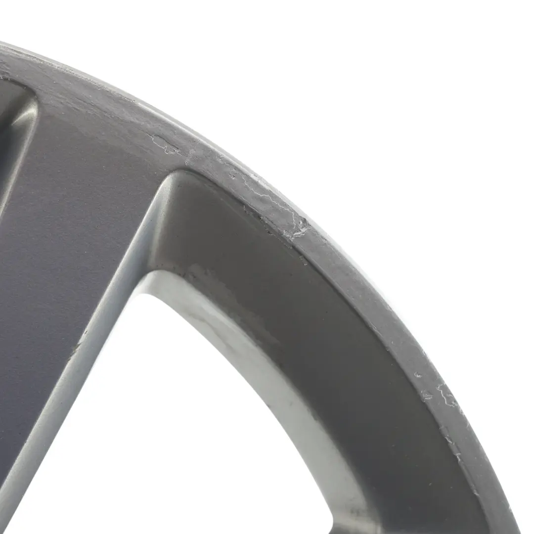 Jante argentée en alliage 17" Double rayon 655 ET:43 7,5J pour BMW F20 F21 F22 F23 à propos du numéro de pièce 6866303 BMW F20 F21 F22 F23 Jante argentée en alliage 17" Double rayon 655 ET:43 7,5J - SKU 6866303-5 - Numéro de pièce 6866303