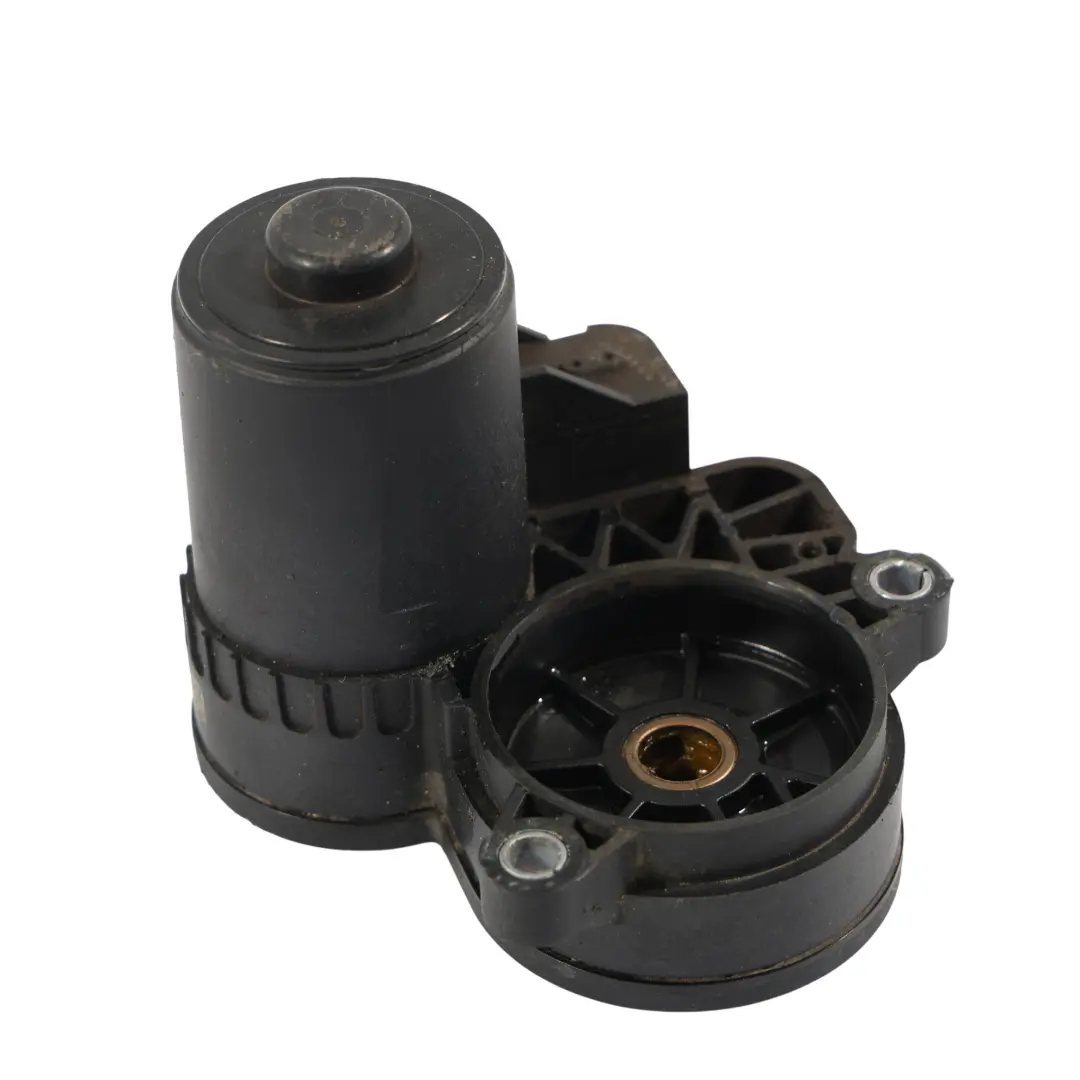 Unidad Pinza Freno EMF Actuador Trasero Derecho para BMW F40 F45 F46 X1 F48 con número de pieza 6883032 BMW F40 F45 F46 X1 F48 Unidad Pinza Freno EMF Actuador Trasero Derecho - SKU 6883032-1 - Número de pieza 6883032