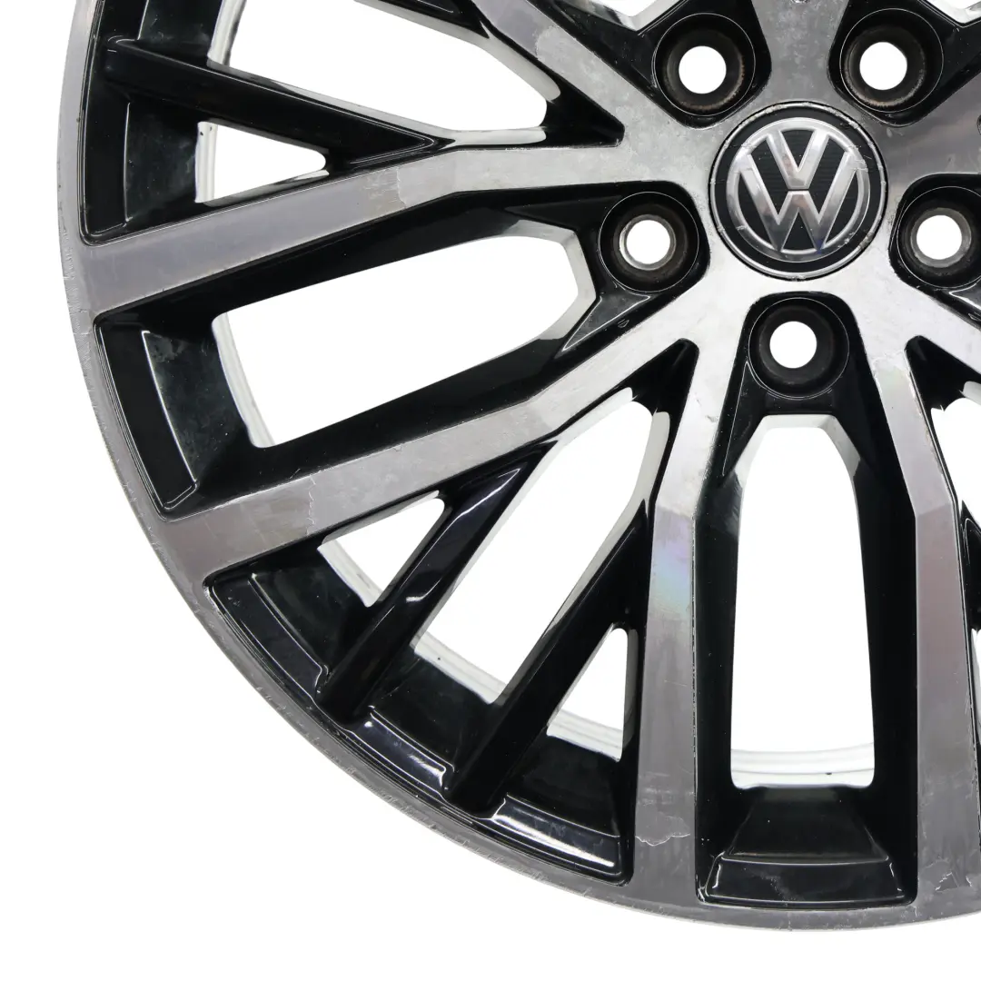 Jante Alliage Argentée 17" 7,5J ET:44 pour Volkswagen Polo GTI 6R à propos du numéro de pièce 6C0601025K Volkswagen Polo GTI 6R Jante Alliage Argentée 17" 7,5J ET:44 - SKU 6C0601025K-1 - Numéro de pièce 6C0601025K