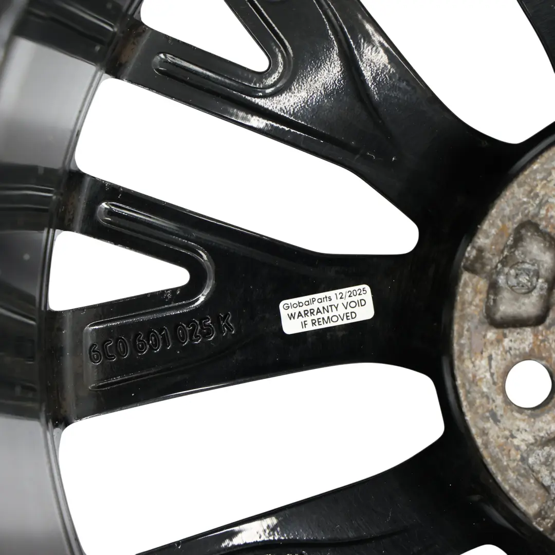 Jante Alliage Argentée 17" 7,5J ET:44 pour Volkswagen Polo GTI 6R à propos du numéro de pièce 6C0601025K Volkswagen Polo GTI 6R Jante Alliage Argentée 17" 7,5J ET:44 - SKU 6C0601025K-2 - Numéro de pièce 6C0601025K