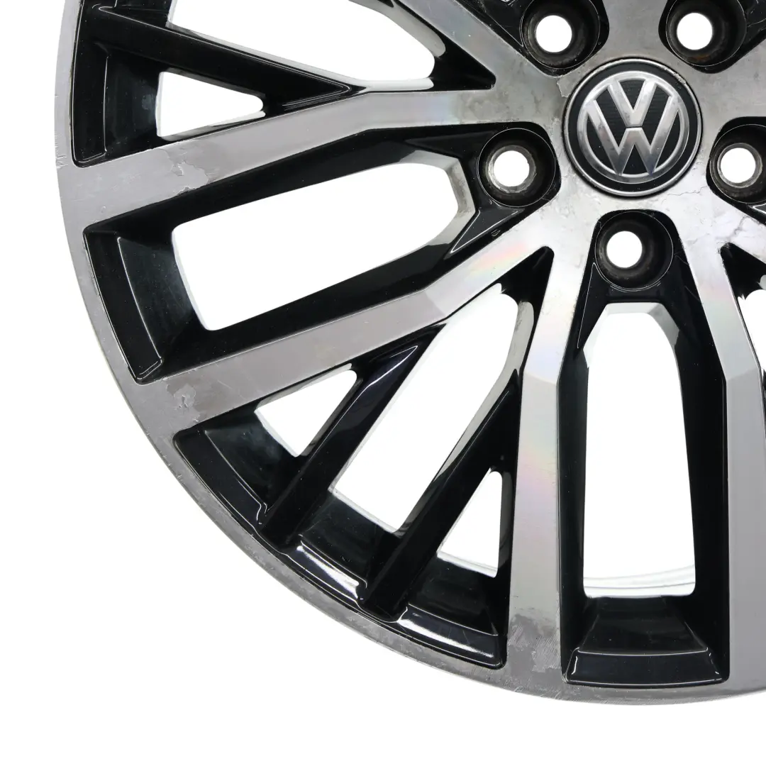 Leichtmetallfelge Silber 17" 7,5J ET:44 für Volkswagen Polo GTI 6R mit Teilenummer 6C0601025K Volkswagen Polo GTI 6R Leichtmetallfelge Silber 17" 7,5J ET:44 - SKU 6C0601025K-2 - Teilenummer 6C0601025K