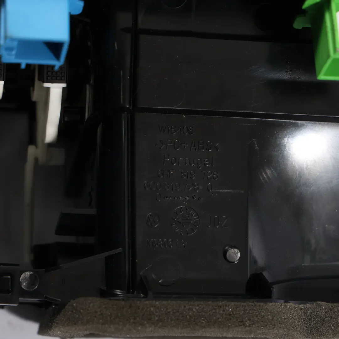 Dashboard Air Vent Heater Centre Trim Panel to VW Volkswagen Polo 6R with Part number 6C0819728A VW Volkswagen Polo 6R Dashboard Air Vent Heater Centre Trim Panel - SKU 6C0819728A-1 - Part number 6C0819728A