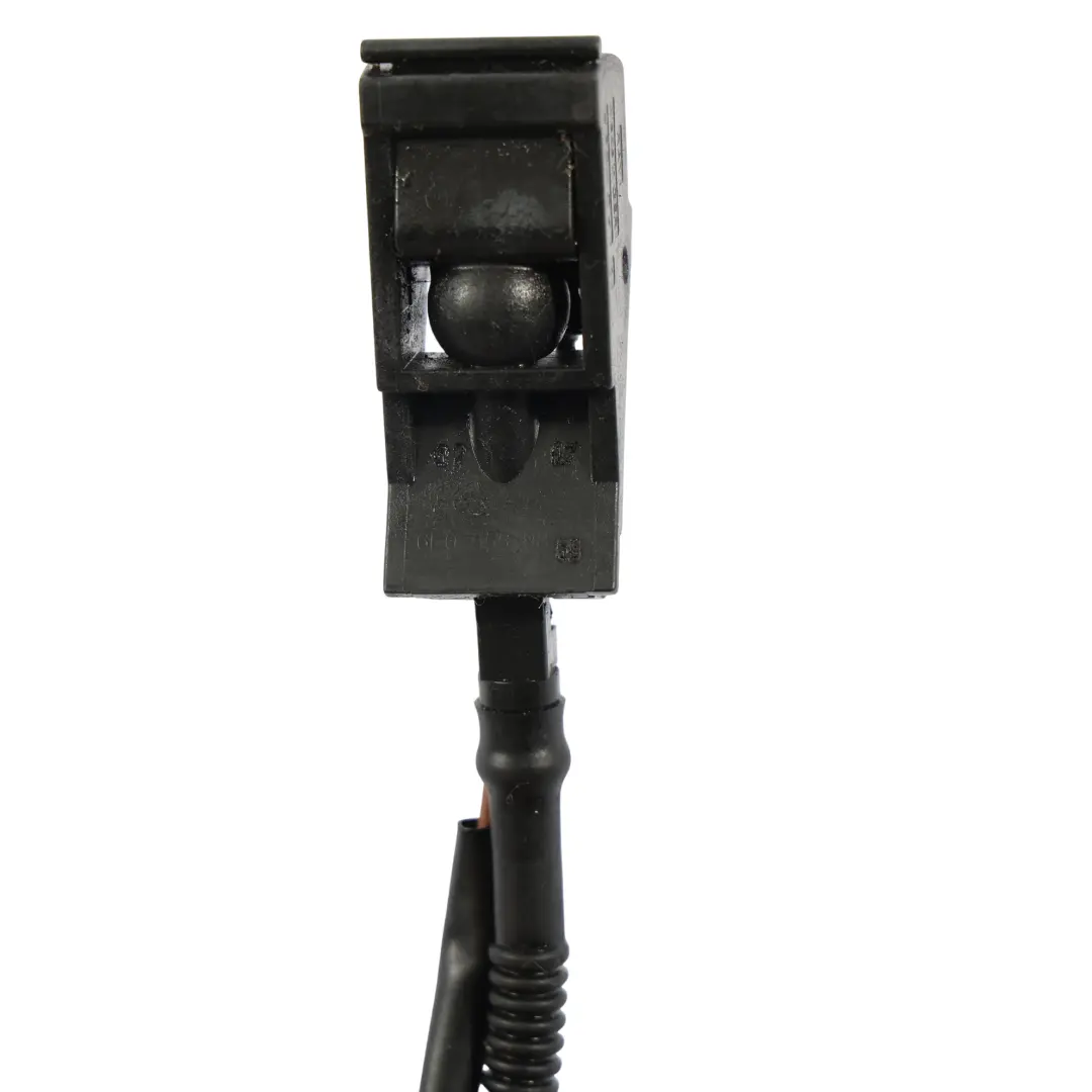 7L Dysze Spryskiwaczy Szyby Przedniej Zestaw do Volkswagen Touareg o numerze 6E0955986B Volkswagen Touareg 7L Dysze Spryskiwaczy Szyby Przedniej Zestaw - SKU 6E0955986B-1 - Numer Części 6E0955986B