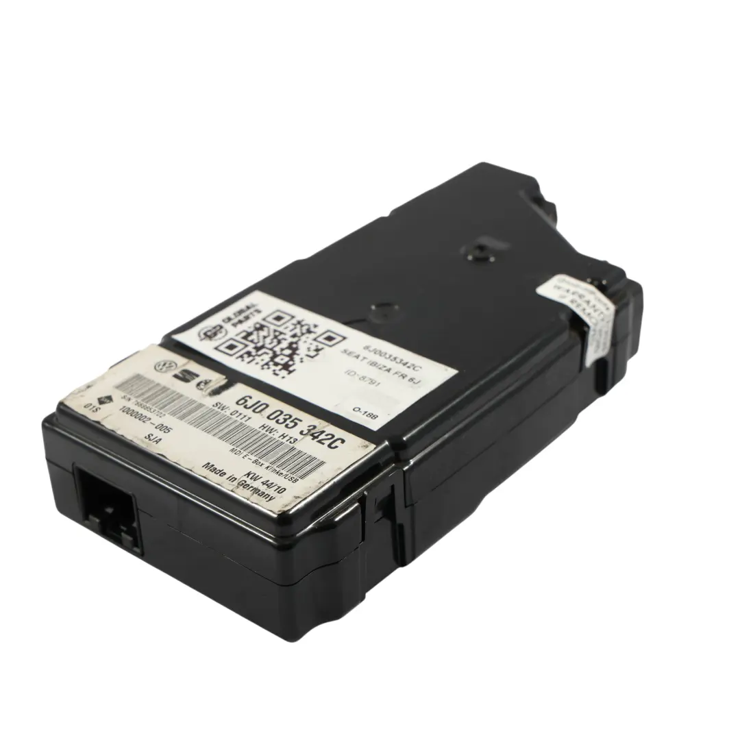 Seat Ibiza FR 6J Armaturenbrett MMI Multimedia AUX Buchse Interface - SKU 6J0035342C - Teilenummer 6J0035342C