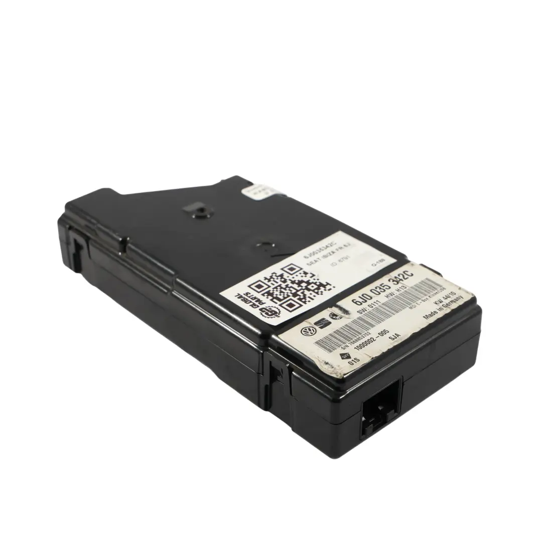 Seat Ibiza FR 6J Boîtier Interface MMI Avec Prise AUX Tableau Bord - SKU 6J0035342C - Numéro de pièce 6J0035342C