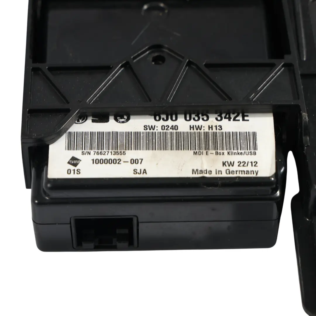 Seat Altea 5P1 Media IN Buchse Multimedia Schnittstellen Modul 5P0035341G - SKU 6J0035342E - Teilenummer 6J0035342E