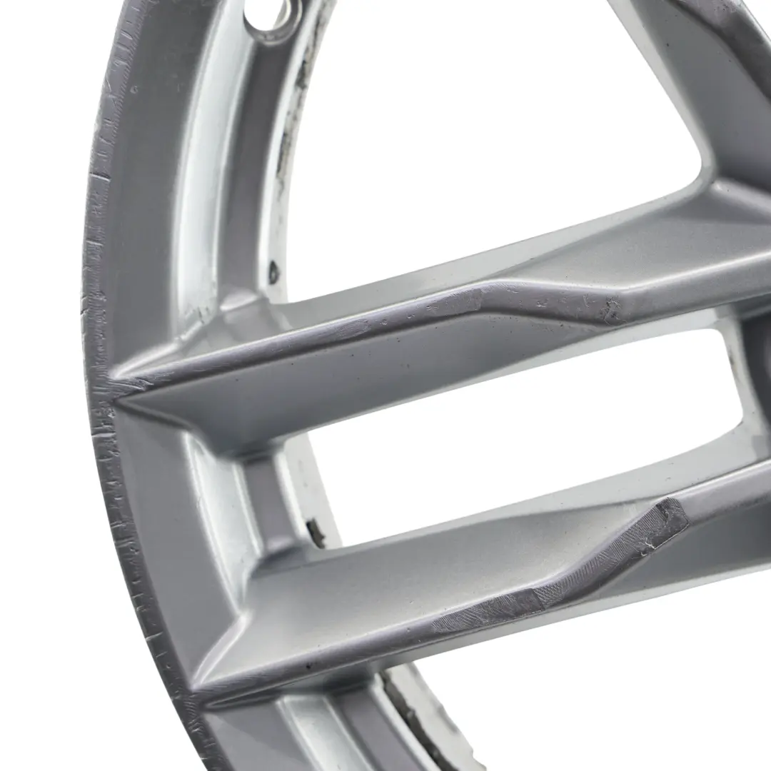 Mk4 6J Felga Aluminiowa Srebrna 17" 7J ET:43 do Seat Ibiza o numerze 6J0601025F Seat Ibiza Mk4 6J Felga Aluminiowa Srebrna 17" 7J ET:43 - SKU 6J0601025F-2 - Numer Części 6J0601025F