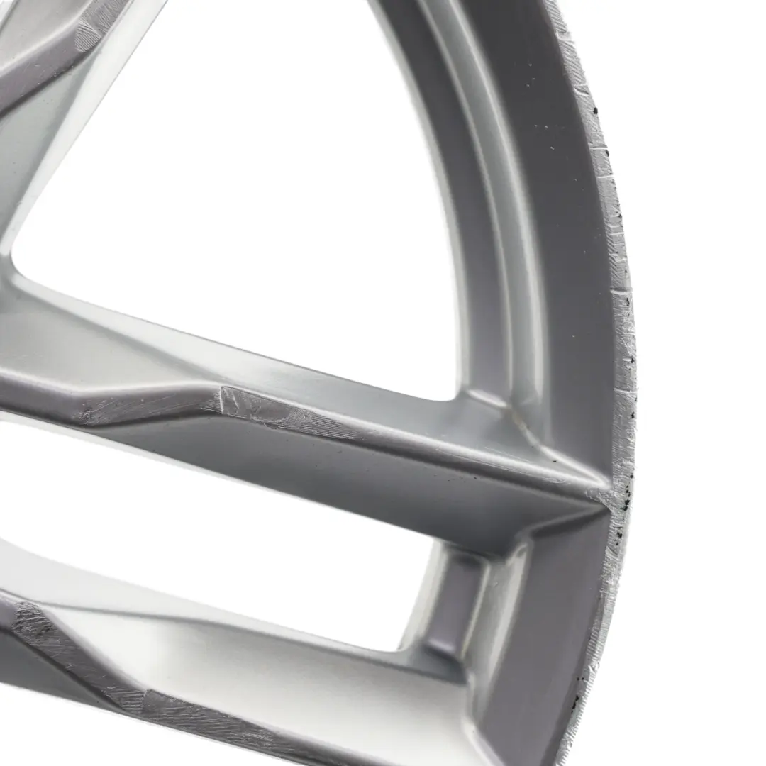 6J Leichtmetallfelge Silber 17" 7J ET:43 5 Doppelspeichen für Seat Ibiza mit Teilenummer 6J0601025F Seat Ibiza 6J Leichtmetallfelge Silber 17" 7J ET:43 5 Doppelspeichen - SKU 6J0601025F-2 - Teilenummer 6J0601025F