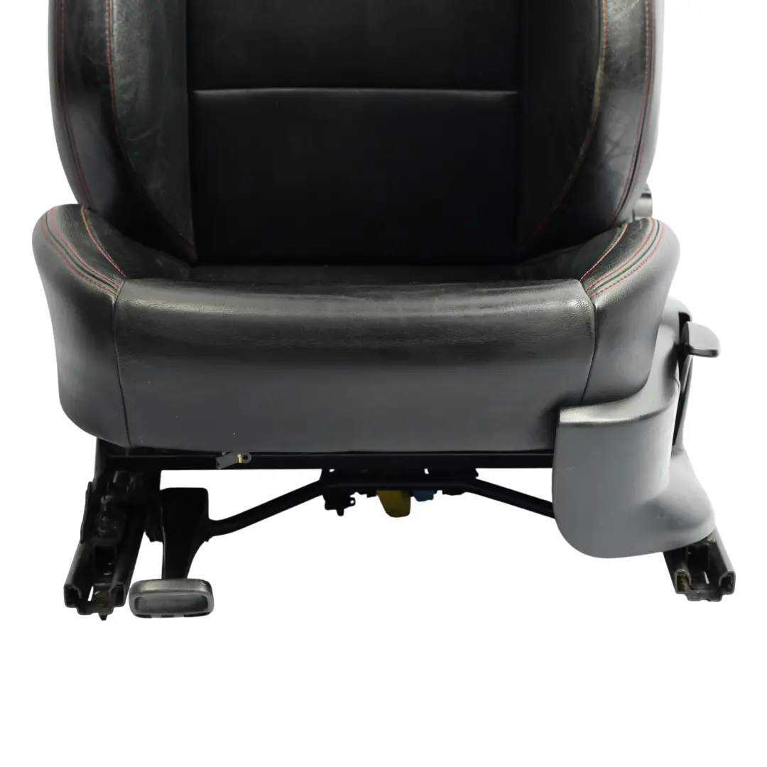 6J FR 5D Vordersitz Innenraum Leder Beheizt Schwarz Rot Gewinde Links für Seat Ibiza mit Teilenummer 6J0881805BD Seat Ibiza 6J FR 5D Vordersitz Innenraum Leder Beheizt Schwarz Rot Gewinde Links - SKU 6J0881805BD-1 - Teilenummer 6J0881805BD