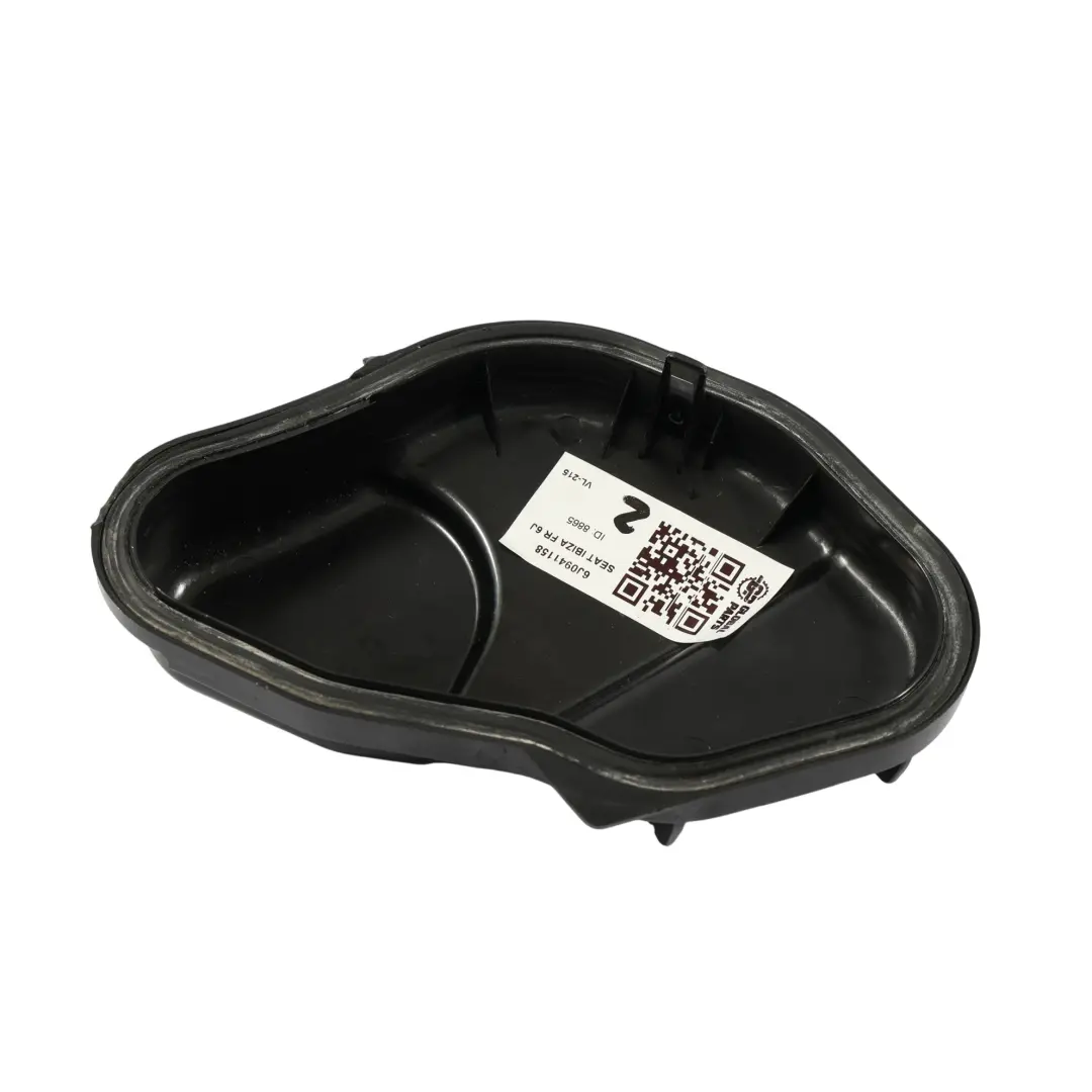 6J Nakładka Dekielek Reflektora Xenon Przód Prawo do Seat Ibiza o numerze 6J0941158 Seat Ibiza 6J Nakładka Dekielek Reflektora Xenon Przód Prawo - SKU 6J0941158 - Numer Części 6J0941158