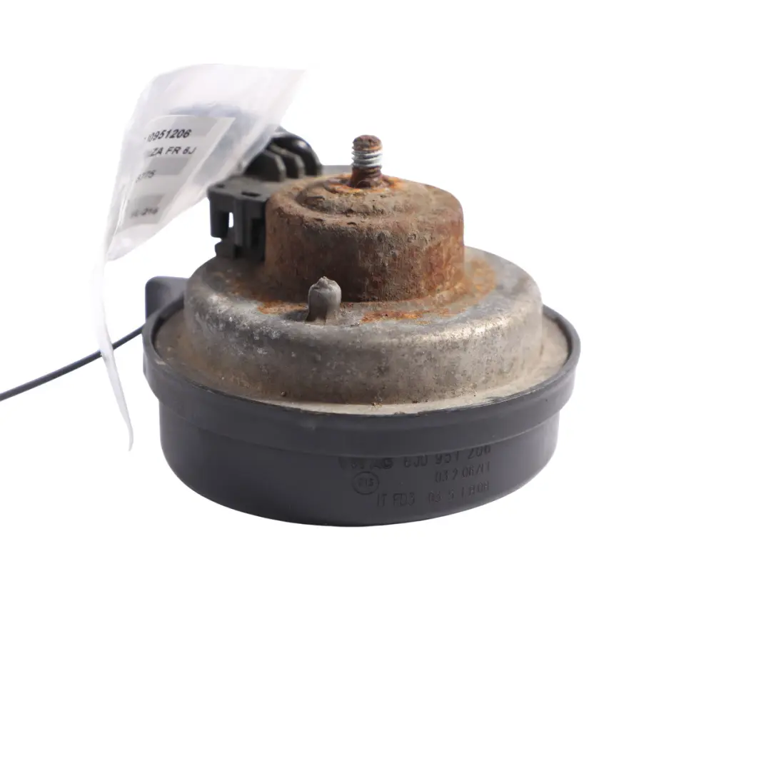 6J Segnale Acustico Fanfara Ad Alto Tono per Seat Ibiza con numero di parte 6J0951206 Seat Ibiza 6J Segnale Acustico Fanfara Ad Alto Tono - SKU 6J0951206 - Numero di parte 6J0951206