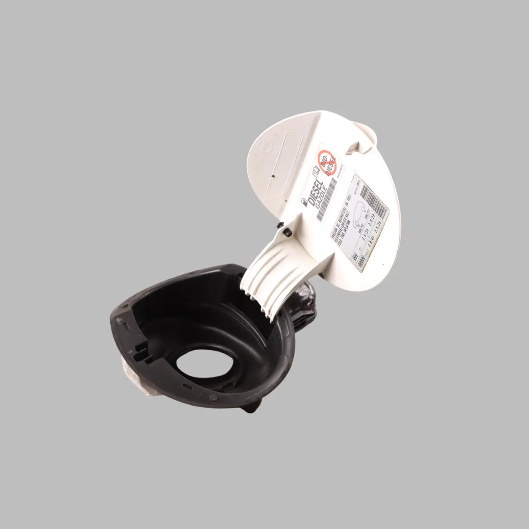 6J Sportello Serbatoio Carburante Copertura Bianco Candy per Seat Ibiza con numero di parte 6J3809905D Seat Ibiza 6J Sportello Serbatoio Carburante Copertura Bianco Candy - SKU 6J3809905D-CAN - Numero di parte 6J3809905D