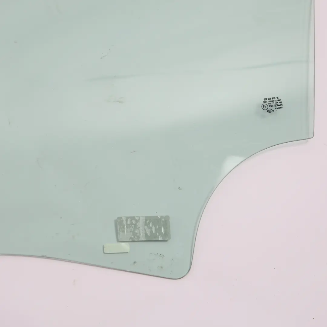 6J 3D Vetro Porta Anteriore Lato Sinistro Vetri AS2 per Seat Ibiza con numero di parte 6J3845201A Seat Ibiza 6J 3D Vetro Porta Anteriore Lato Sinistro Vetri AS2 - SKU 6J3845201A - Numero di parte 6J3845201A