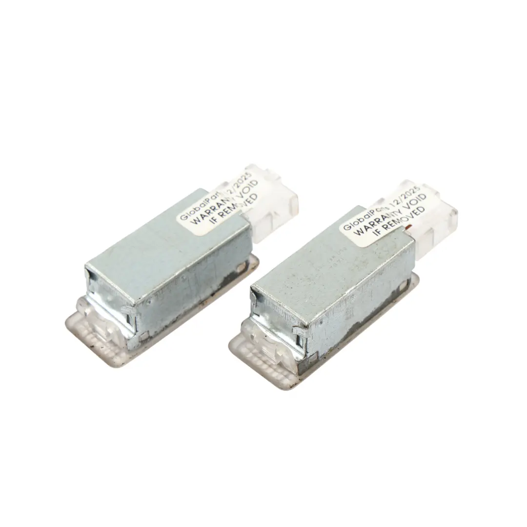 Mk5 Audi A3 8P Panneaux Porte Intérieurs Éclairage Courtoisie pour VW Golf à propos du numéro de pièce 6L0947565 VW Golf Mk5 Audi A3 8P Panneaux Porte Intérieurs Éclairage Courtoisie - SKU 6L0947565-2 - Numéro de pièce 6L0947565