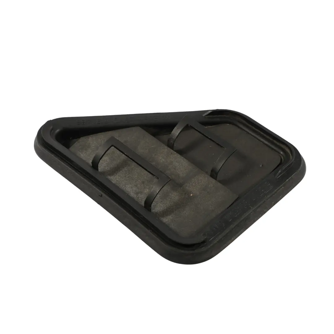 Hinteren Körper Lüftung Kühlergrill Panel Trim für Porsche Boxster 986 mit Teilenummer 6N0819466B Porsche Boxster 986 Hinteren Körper Lüftung Kühlergrill Panel Trim - SKU 6N0819466B - Teilenummer 6N0819466B