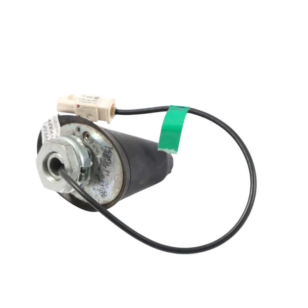 Roof Aerial Antenna Base to VW Volkswagen Polo 6R Skoda Octavia II with Part number 6R0035501 VW Volkswagen Polo 6R Skoda Octavia II Roof Aerial Antenna Base - SKU 6R0035501-2 - Part number 6R0035501